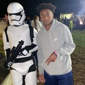 Meet your Posher, Sean